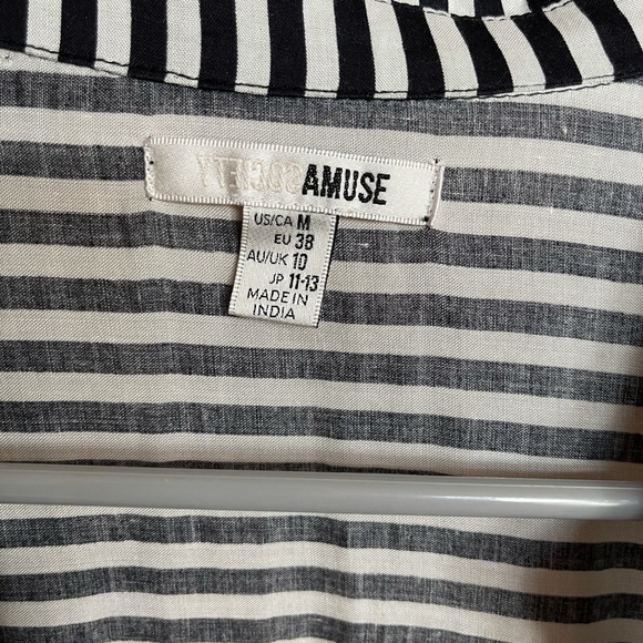 Button down blouse - Picture 2 of 4